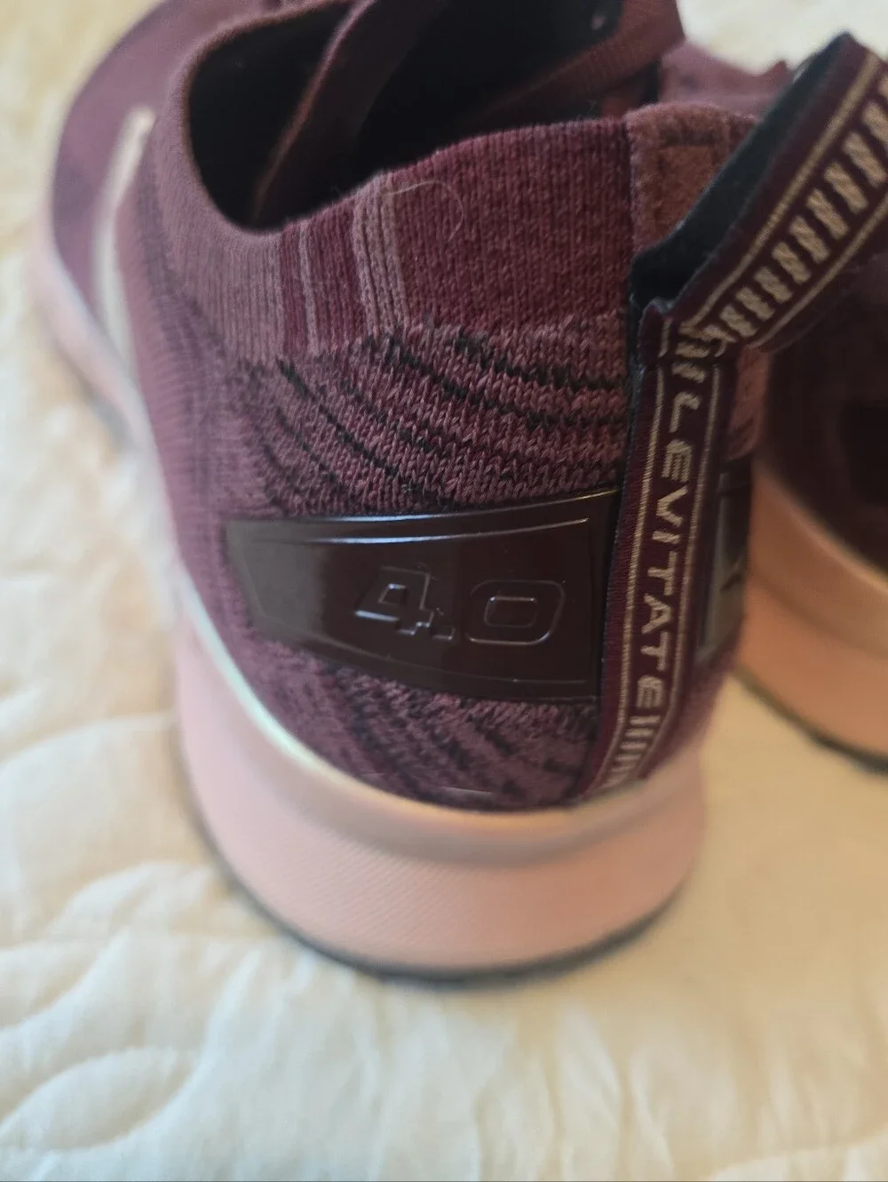 Brooks Levitate 4 Women's Size 11.5 Burgundy Plum Running Shoes